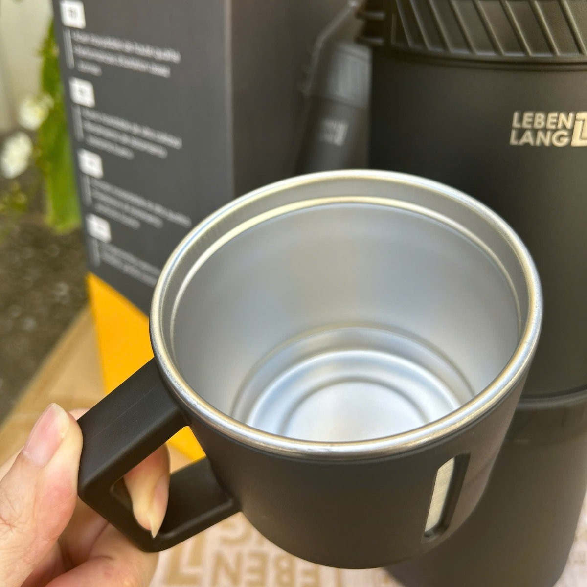 Phích giữ nhiệt Inox 316 Lê Bên Làng LBL3026 dung tích 4L có lõi lọc trà và dây đeo