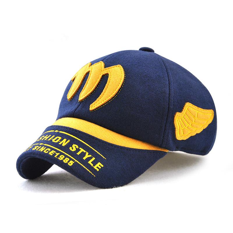 Nón Snapback Mùa Đông Nón Trẻ Em Mũ Bóng Chày Bé Trai Bé Gái Chống Gió Máy Bay Ném Bom Nón Bông Ấm Áp Dễ Thương Trẻ Em của Bộ Đội