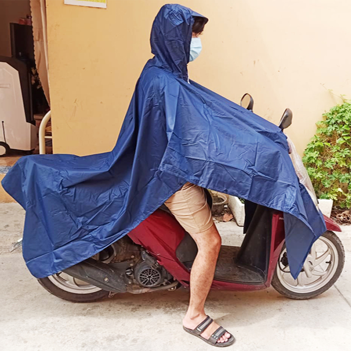 Áo Mưa Cánh Dơi Có Kiếng Đèn Vải Dù Loại Siêu Dày, Hàng Việt Nam, Khổ To Rộng, Chống Thấm Hiệu Quả, Phù Hợp Nam Và Nữ, Có Túi Đựng, Có Lựa Chọn Màu Sắc