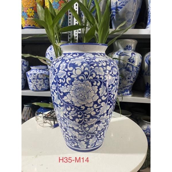 Bình cắm hoa dáng vai vuông, men lam, họa tiết vẽ kĩ thủ công. Gốm sứ Bát Tràng cao cấp.