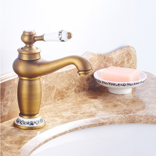 Vòi Lavabo nóng lạnh Tân Cổ Điển - Hợp kim đồng thau + 2 dây cấp