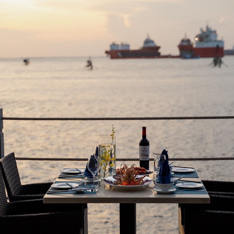 Marina Bay Vũng Tàu Resort & Spa 5* - Bên Bờ Biển, Buffet Sáng Cực Chất, Phòng Cao Cấp, Hồ Bơi Vô Cực Đẹp Xuất Sắc