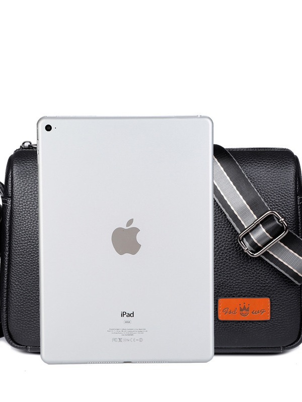 Túi đeo chéo nam DA BÒ THẬT - BEE GEE DCN9426