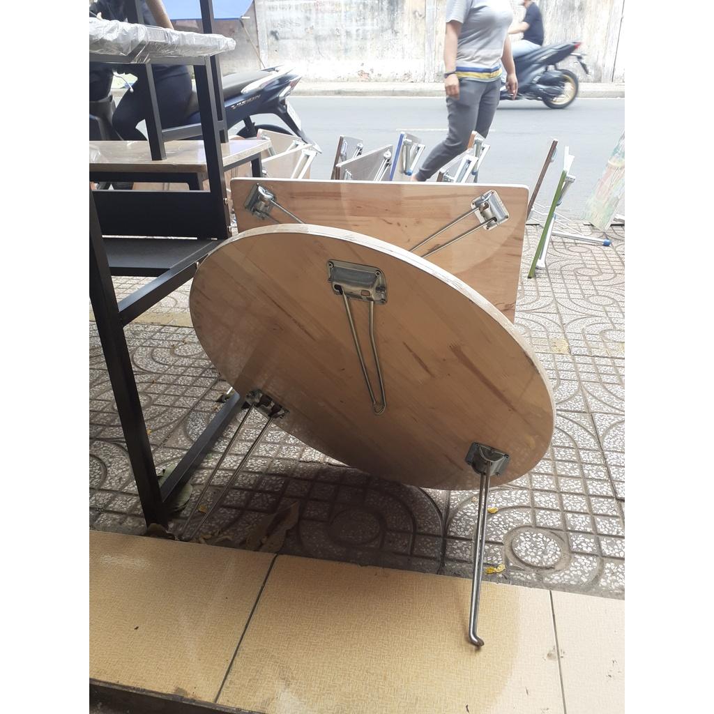 Bàn ngồi học sinh/sinh viên kiểu tròn