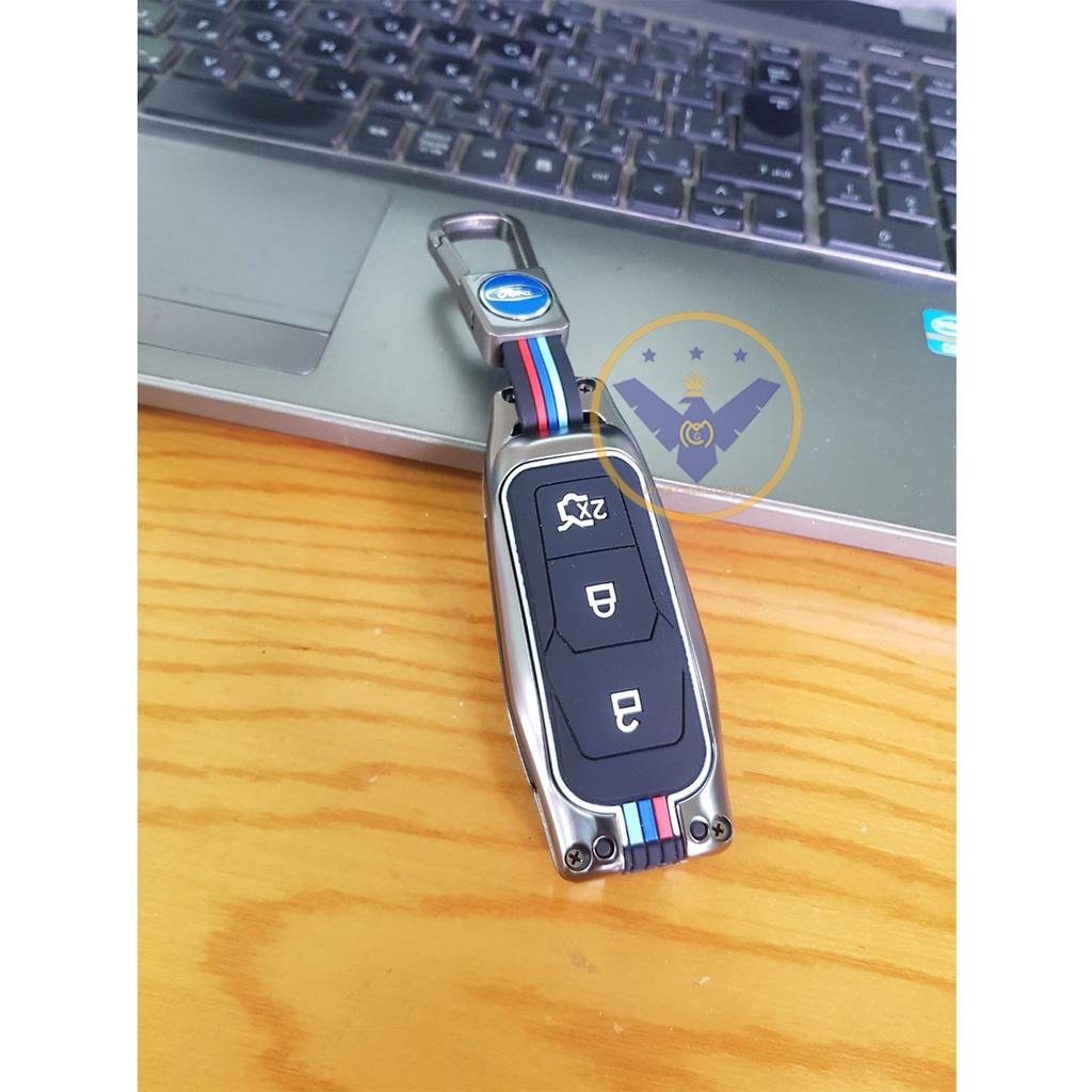 Ốp chìa khóa titan cao cấp cho xe Ford Ranger - Móc chìa khóa thông minh Smartkey