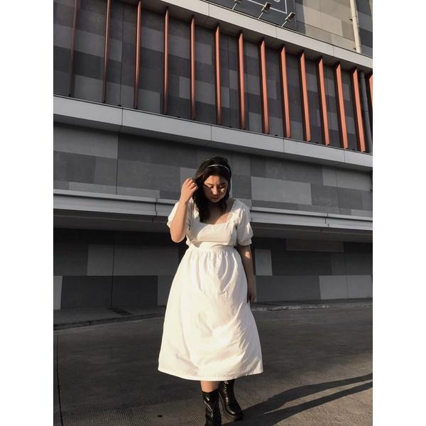 ĐẦM MIDI CUTOUT VIVIVAN