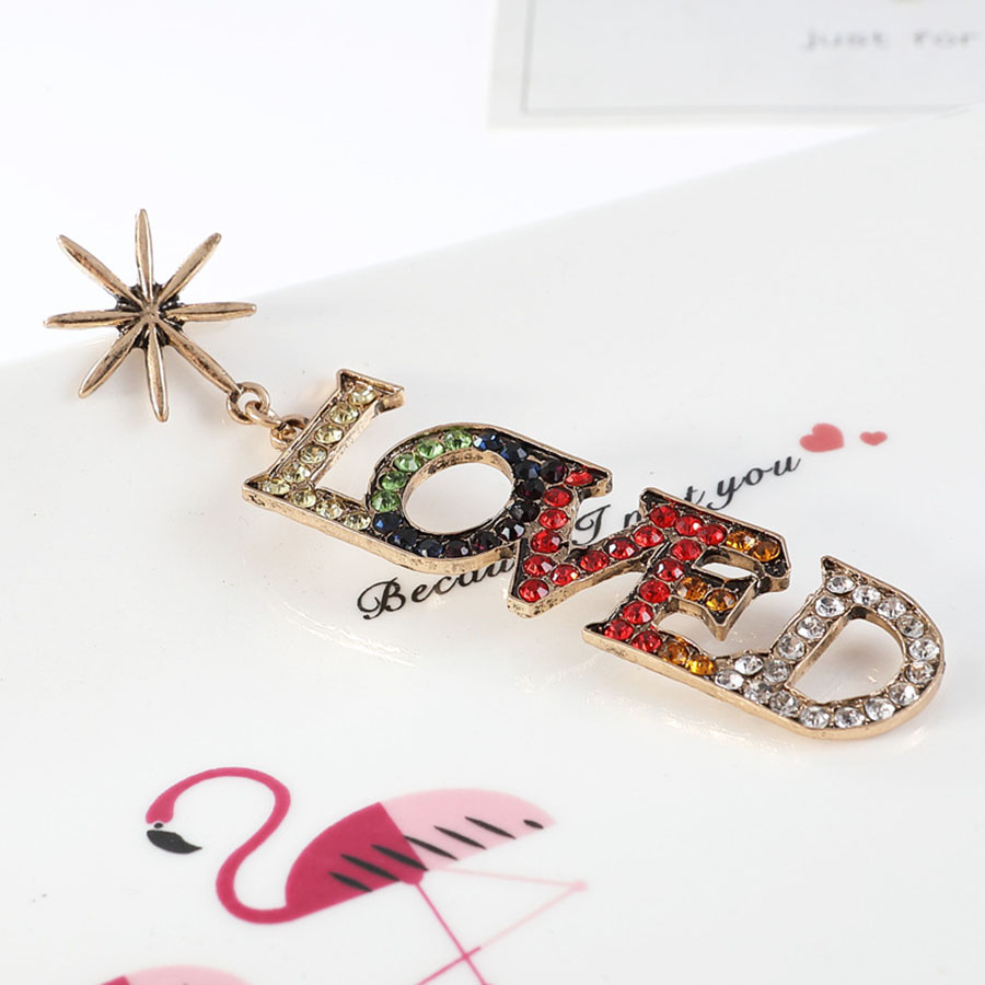 Bông tai chữ LOVE LOVEYOURSELF Her 1 bên