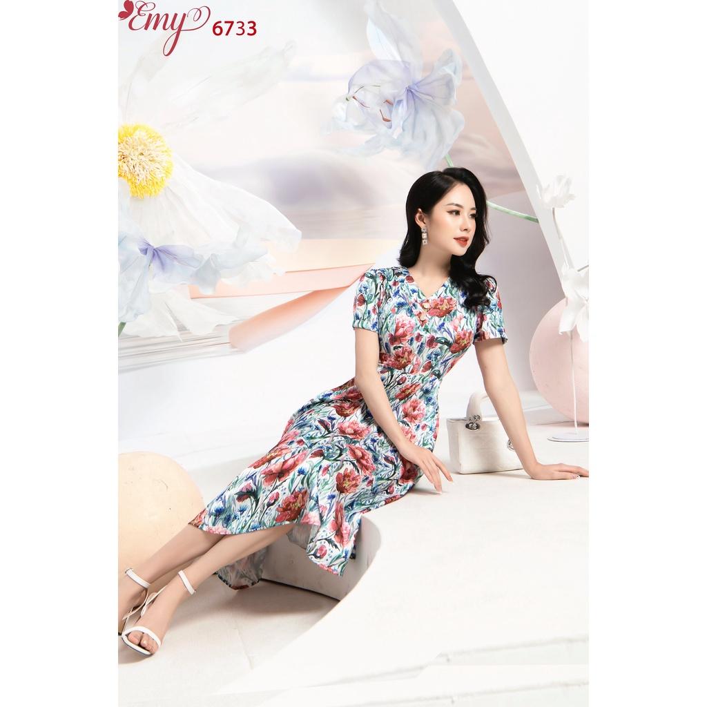 Đầm EMY EM6733 Xoè Midi Cổ Tim Hoa
