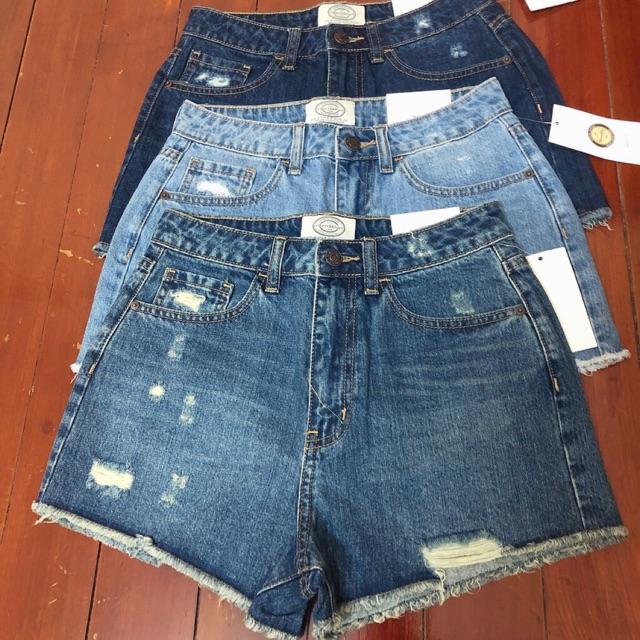 Quần short jean rách nhẹ