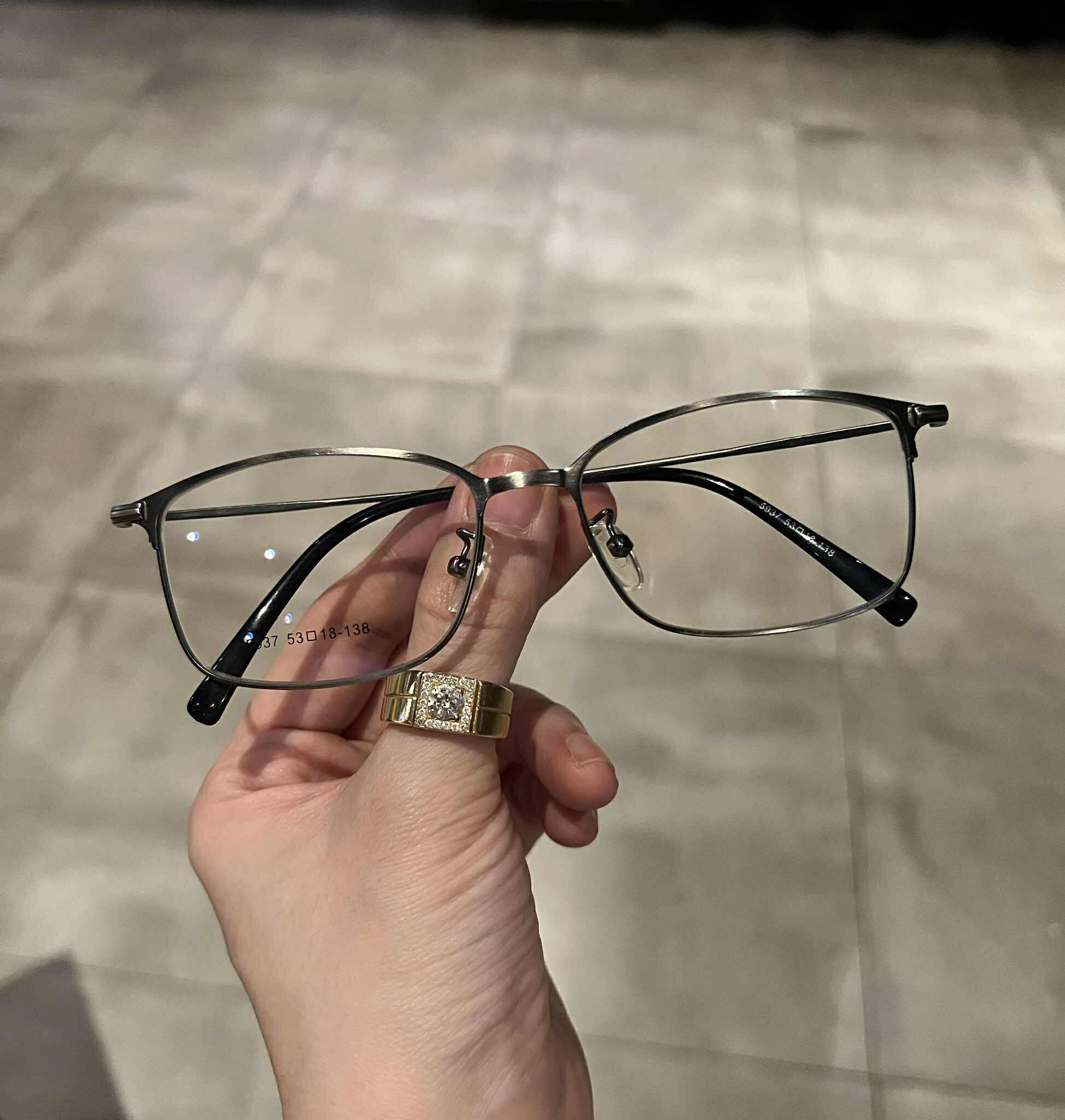 Kính mắt thời trang gọng kim loại màu xám cao cấp - Có thể thay mắt cận