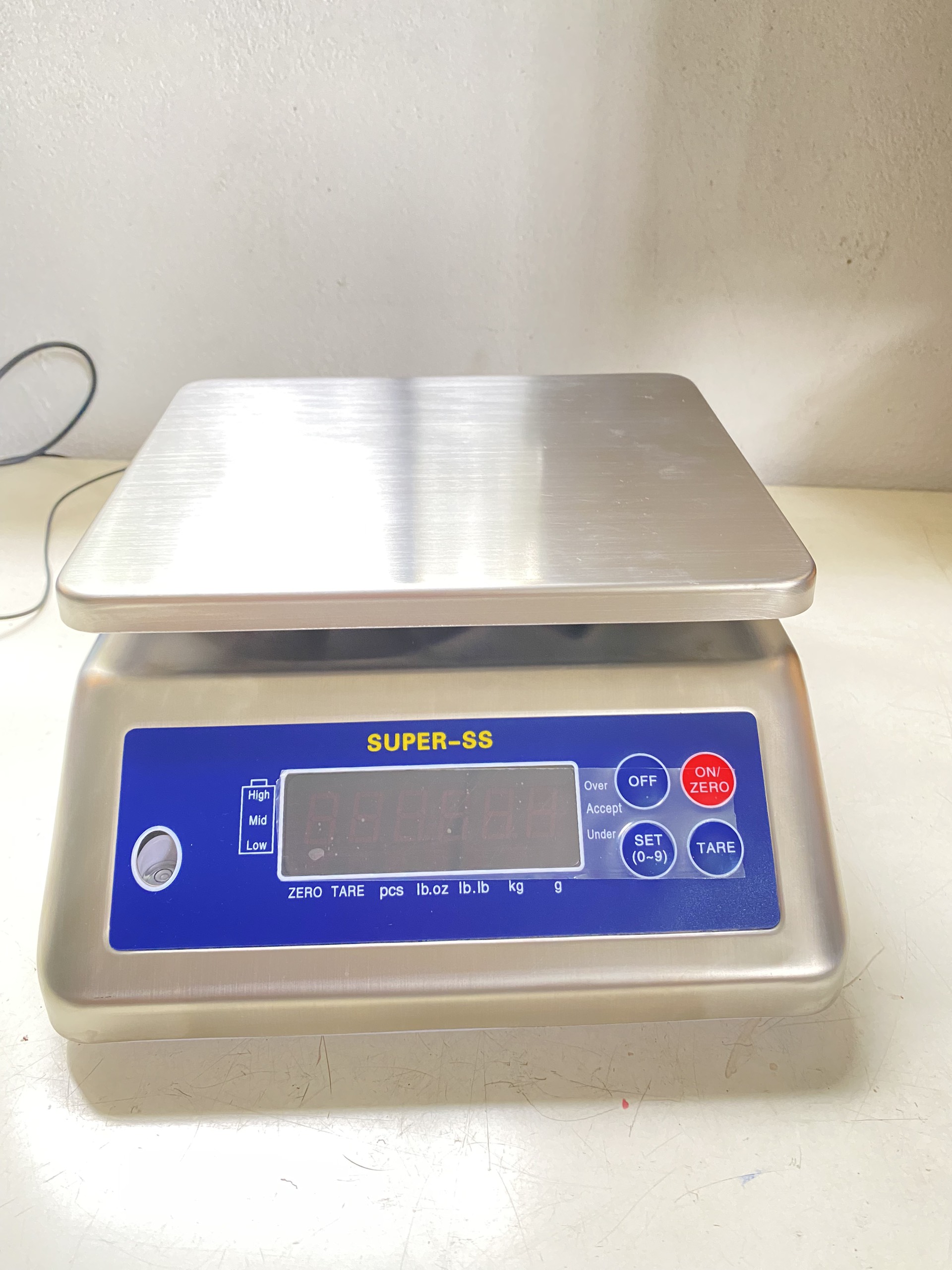Cân Thủy Sản TPS15 Super SS, Mức cân 15kg độ đọc 2g