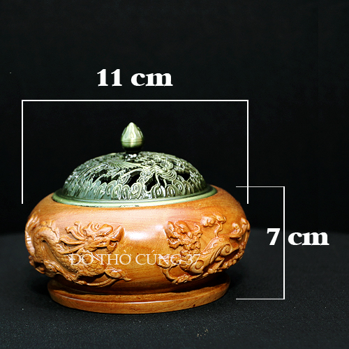 Lư xông trầm hương và nụ , gỗ hương chạm rồng