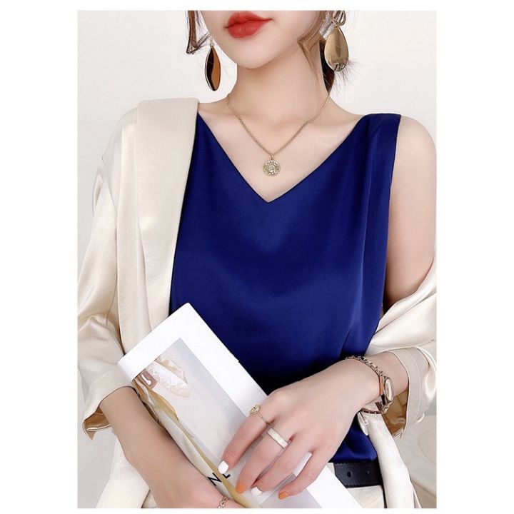 Áo Hai Dây Cổ Tim Mặc Trong Vest blazer kiểu nữ freesize Vải Lụa Satin Mịn ,Thoáng Mát New Design AO0003