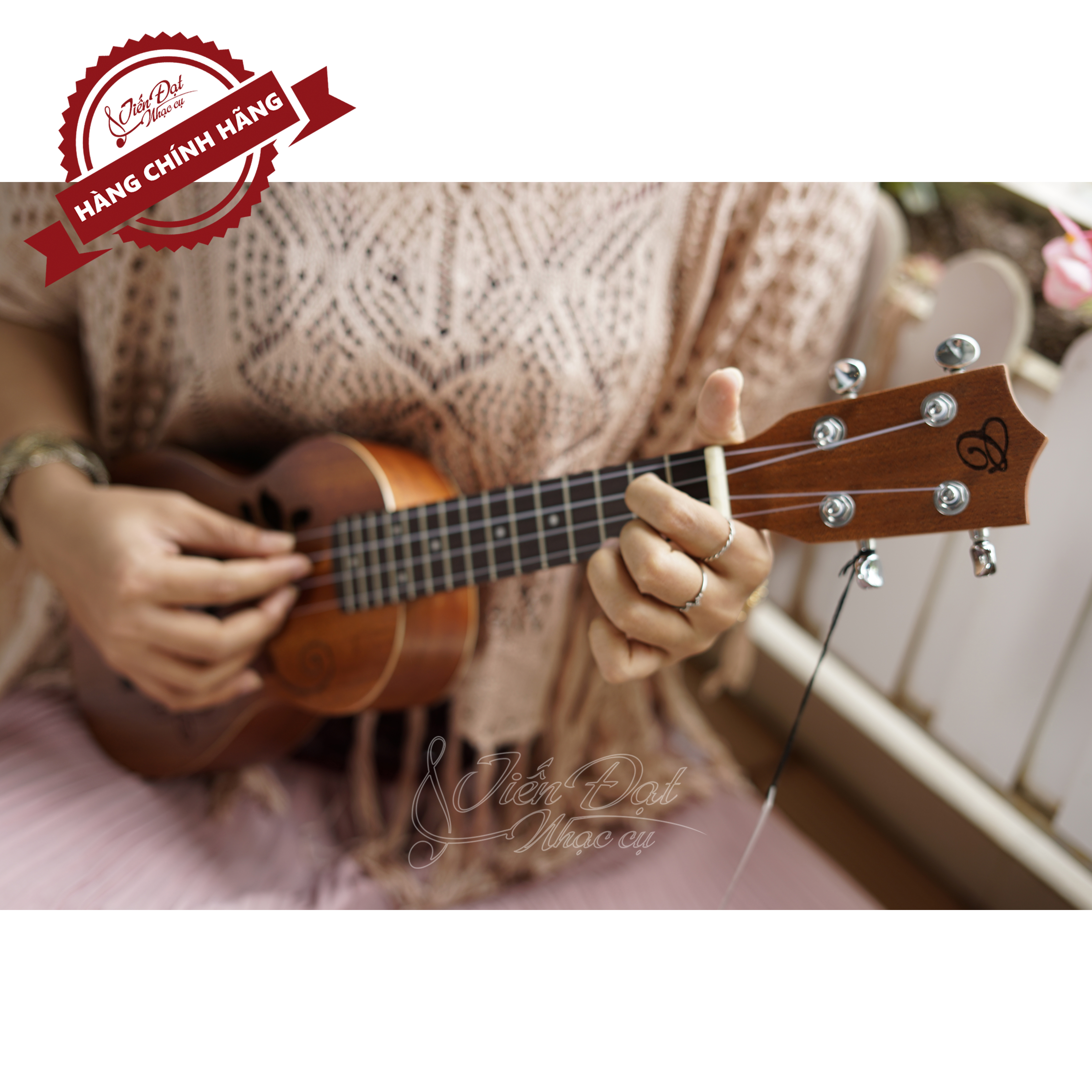 Đàn Ukulele Soprano CHARD U-21H, Mặt Đàn Gỗ Gụ