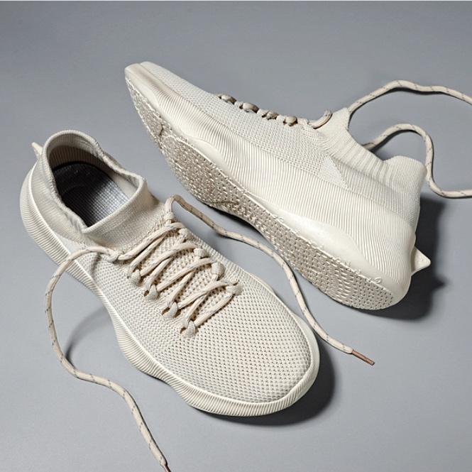 Giày thể thao nam, giày sneakers nam Yz580 siêu thoáng khí mùa hè