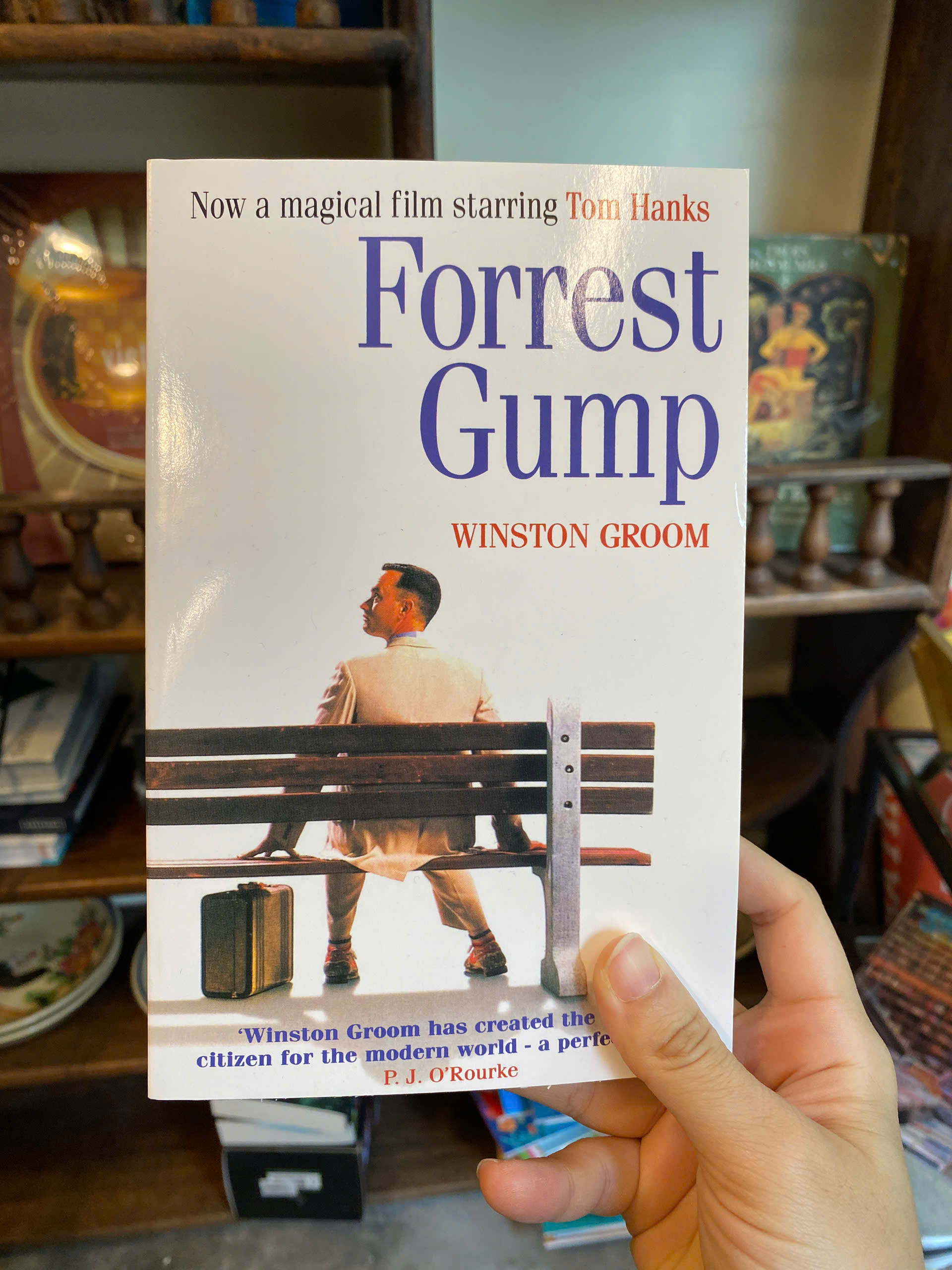 Sách - Forrest Gump by Winston Groom - Fiction/Historical Fiction book in English - Sách Ngoại Văn