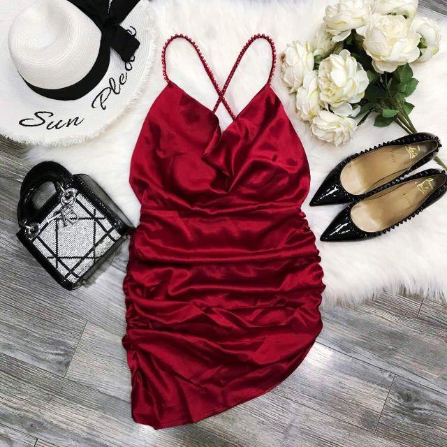 Đầm body cổ đổ dây chéo lưng kết ngọc