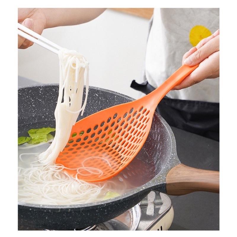 Vá Vớt Mì Phở Bún Miến - Muôi Vớt Đồ Ăn Dạng Lưới Cỡ Lớn