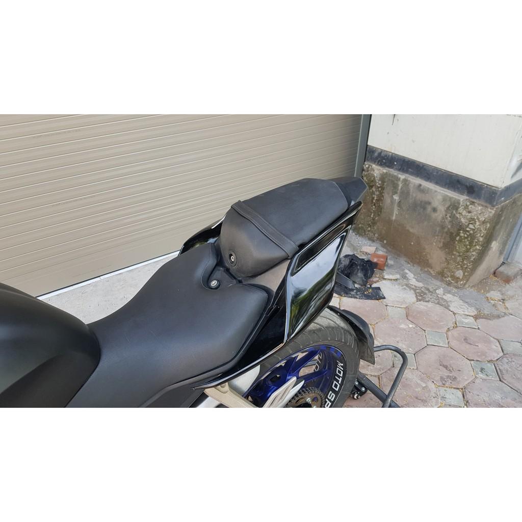 Đuôi R1 dành cho xe R15v3 nhựa dày 3mm