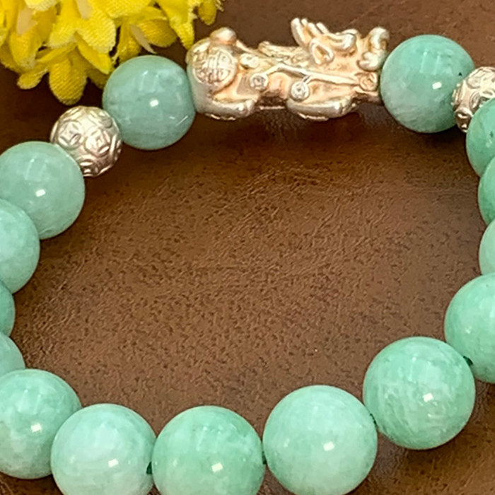 Vòng Đá Thạch Anh Xanh Vân 10 Ly Charm Tỳ Hưu Bạc