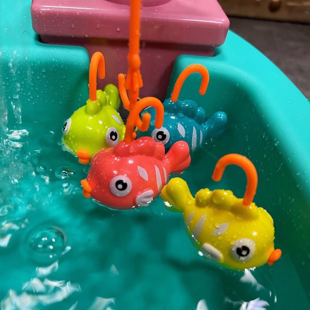 ĐỒ CHƠI BỒN RỬA BÁT, HOA QUẢ 2IN1 (KITCHEN SINK) HÌNH KHỦNG LONG CÓ VÒI CHẢY TỰ ĐỘNG KÈM CÂU CÁ SIÊU THÚ VỊ CHO BÉ