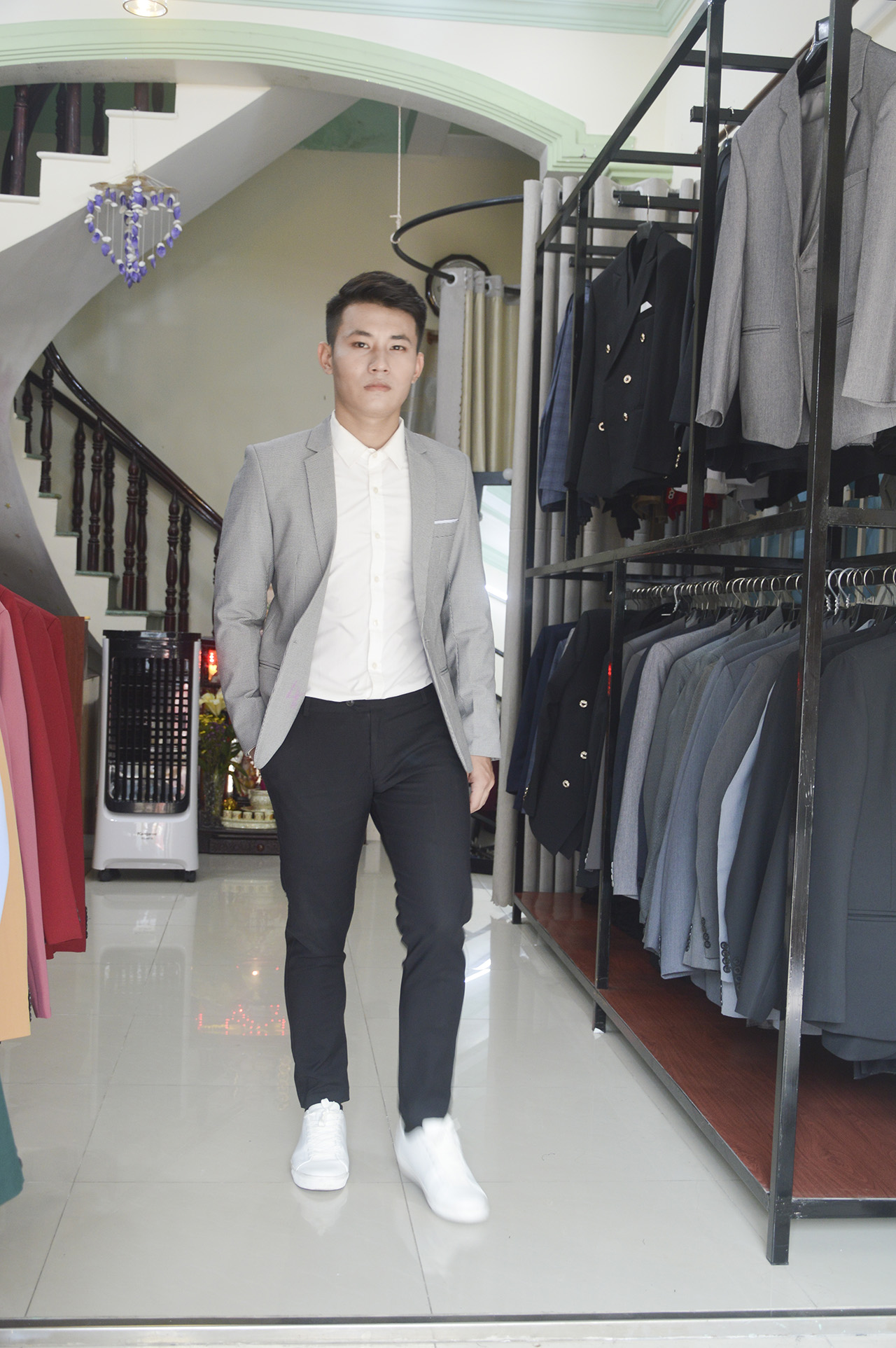 Áo vest nam 1 nút màu xám chấm nhí đen chất liệu co dãn thoáng mát