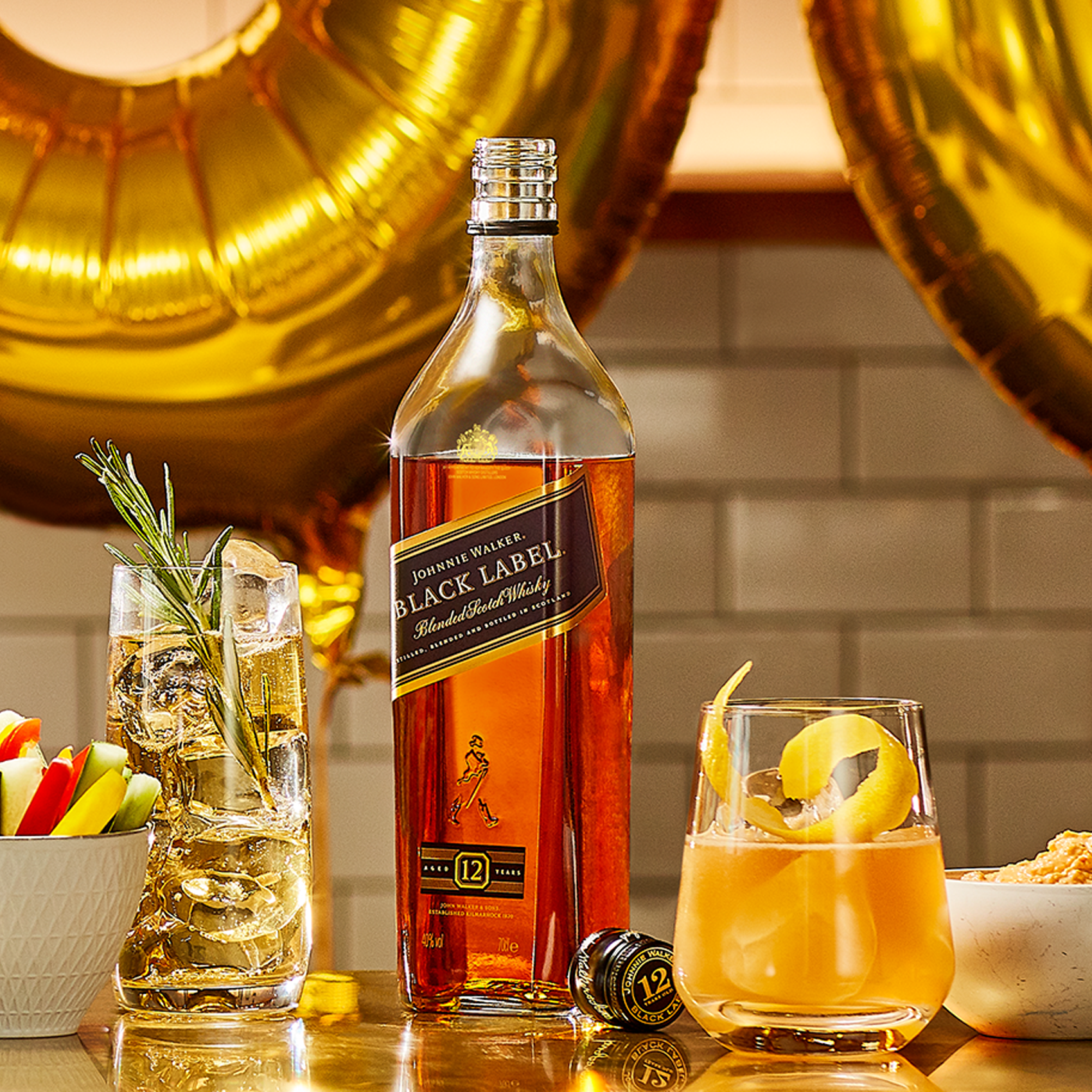 Combo rượu Johnnie Walker Black Label 750ml x Mix&amp;Match