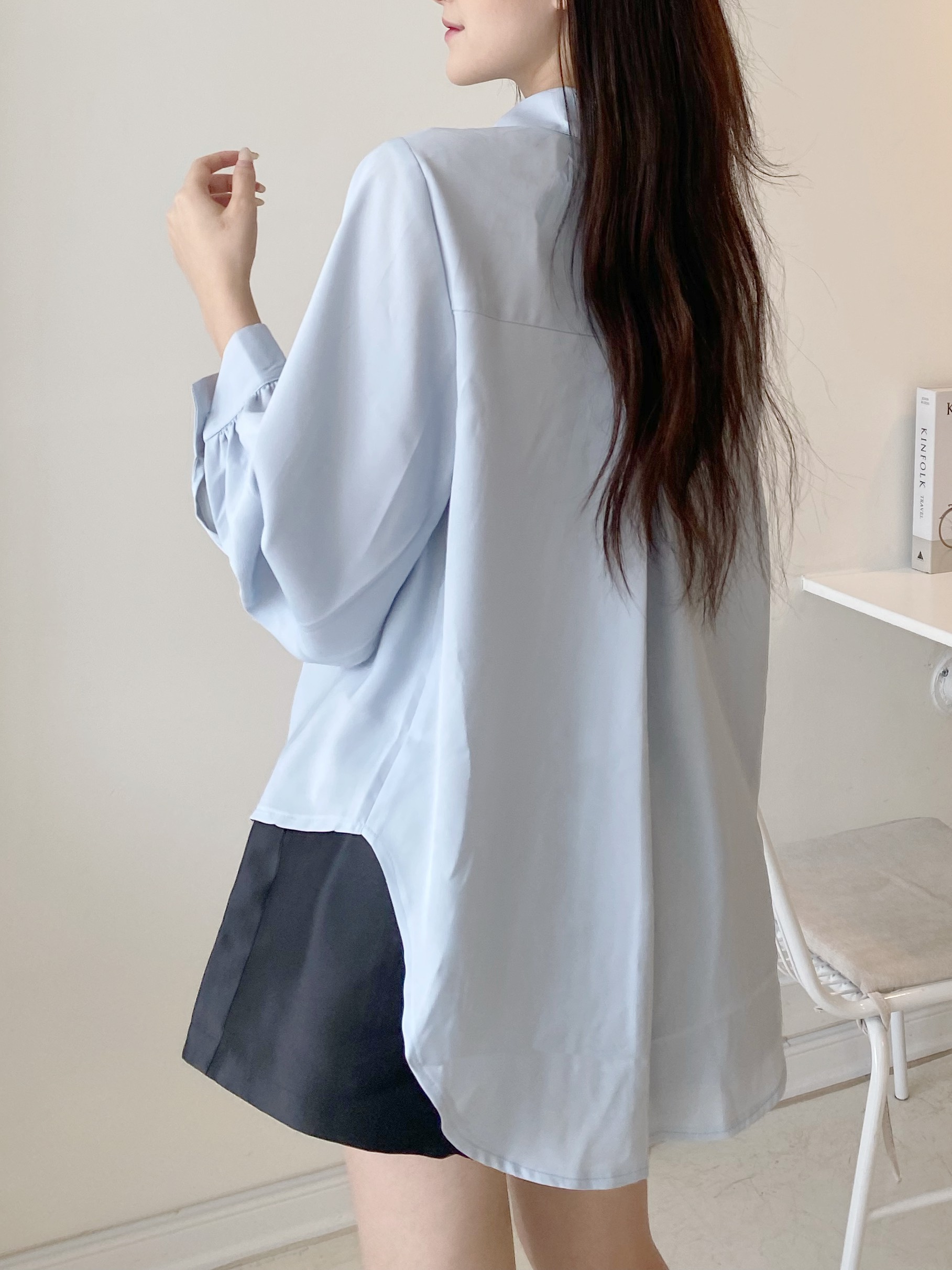 YU CHERRY | Áo sơ mi nữ tay bồng đuôi cá Freesize Basic Shirt YA432