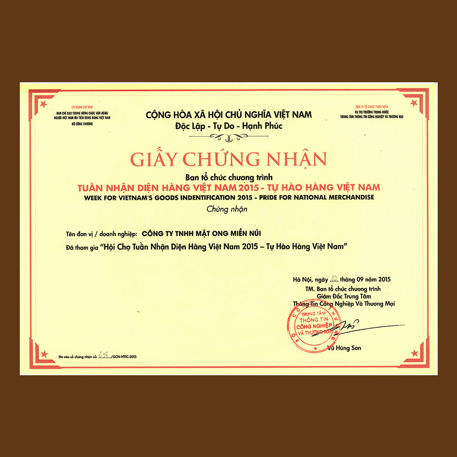 Mật ong hoa bạc hà Ong Miền Núi 700g