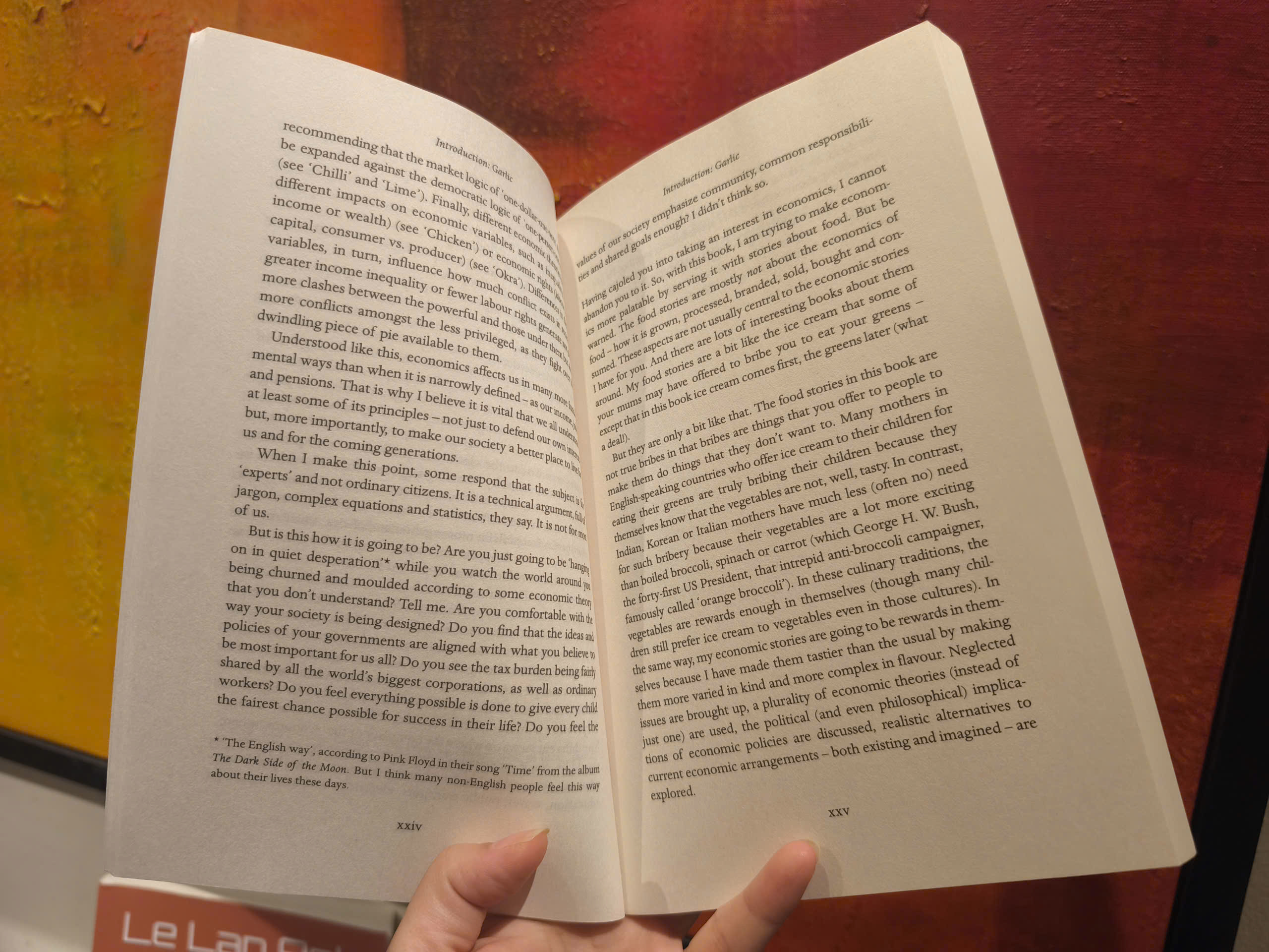Sách - Edible Economics: A Hungry Economist Explains The World by Ha-Joon Chang