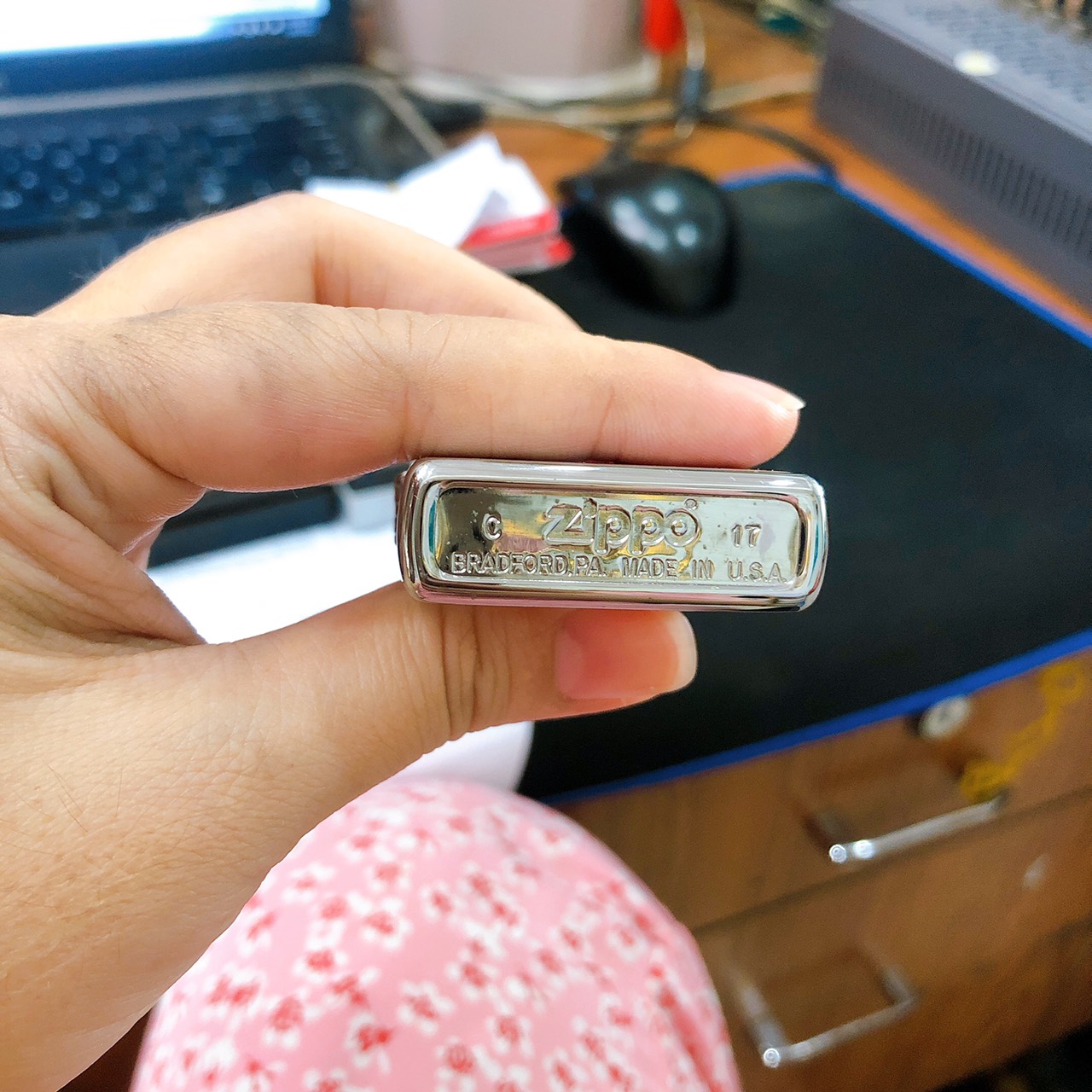 Bật lửa Ziippo Mỹ mã 250 high polish chrome trơn bóng