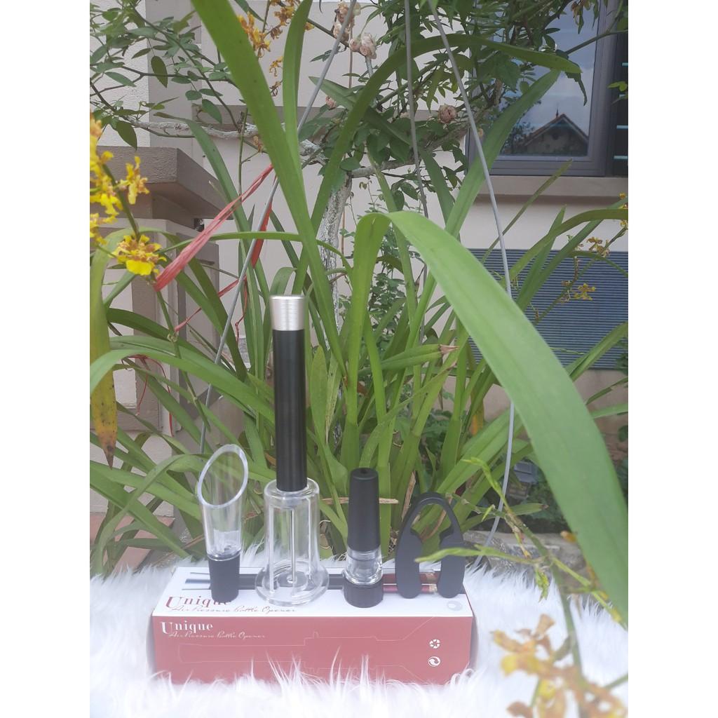 Hộp khui hơi mở vang kèm 3 phụ kiện - KR 008