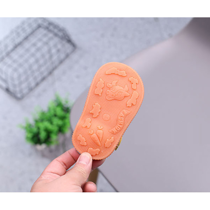 Giày tập đi siêu nhẹ có kèn, chống trơn trượt cho bé– GSD9120