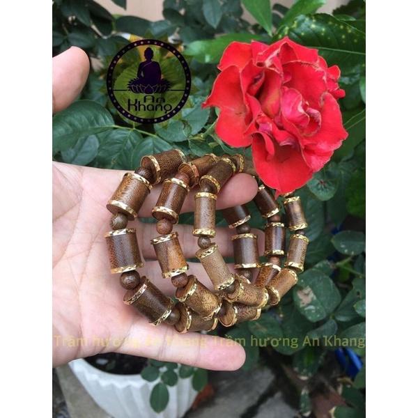Vòng tay trầm hương tốc tự nhiên