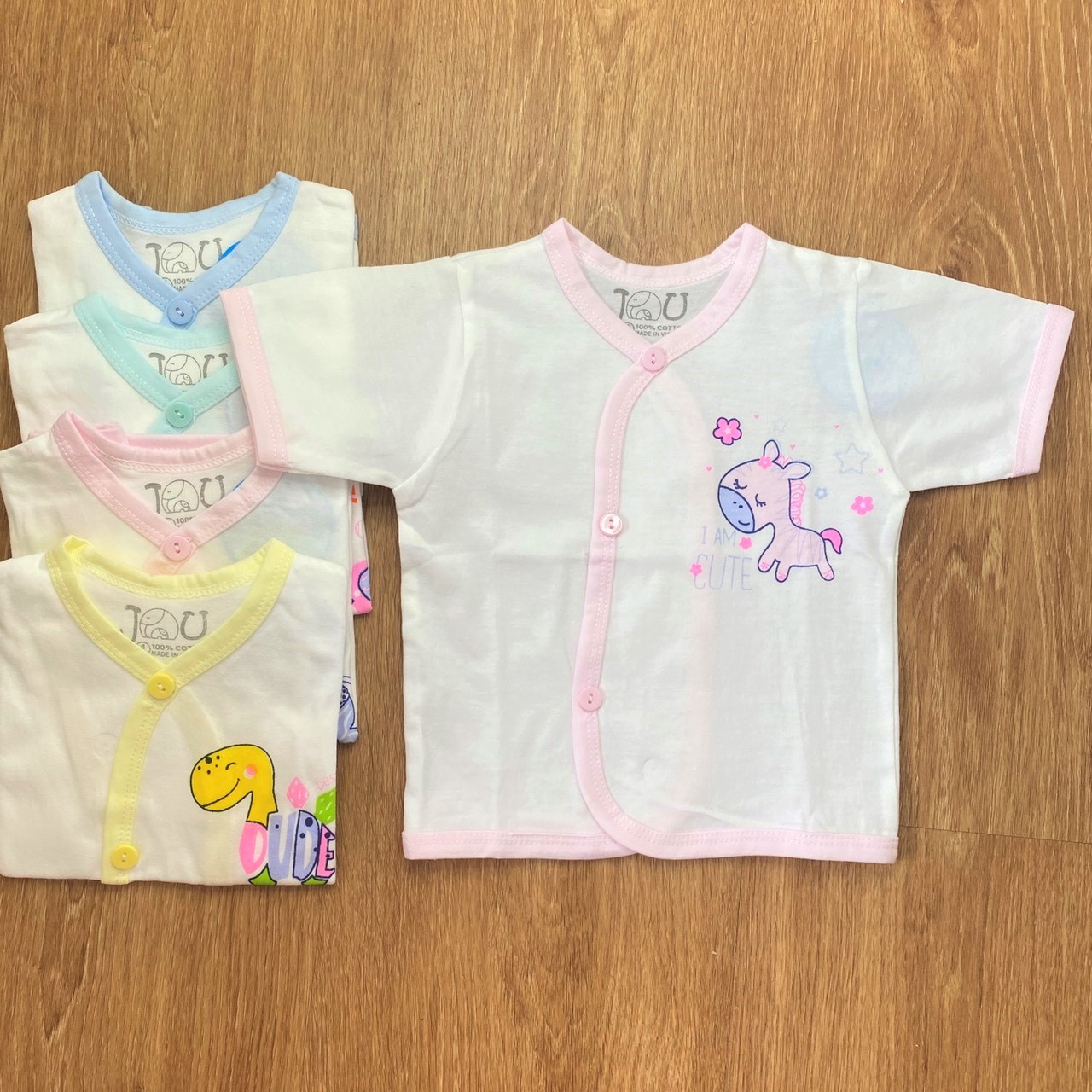 COMBO 5 Áo sơ sinh cotton J-FR GGY | Mẫu Tay Ngắn Cài Xéo Trắng | Size 1 - 4 cho bé sơ sinh - 11kg| Chất vải thun cotton 100% xịn, đẹp, mềm, họa tiết xinh | Hàng Việt Nam | Quần sơ sinh | Áo sơ sinh | Quần áo sơ sinh