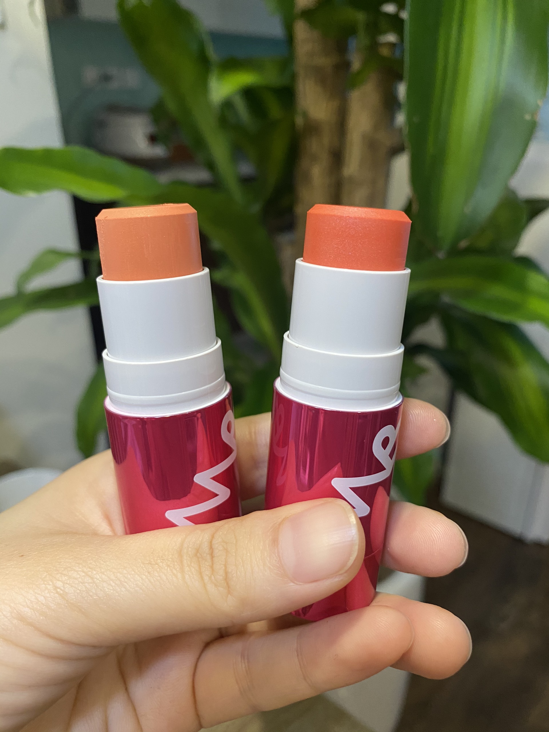 Phấn má hồng dạng thỏi Nunibusher Stick Cheek