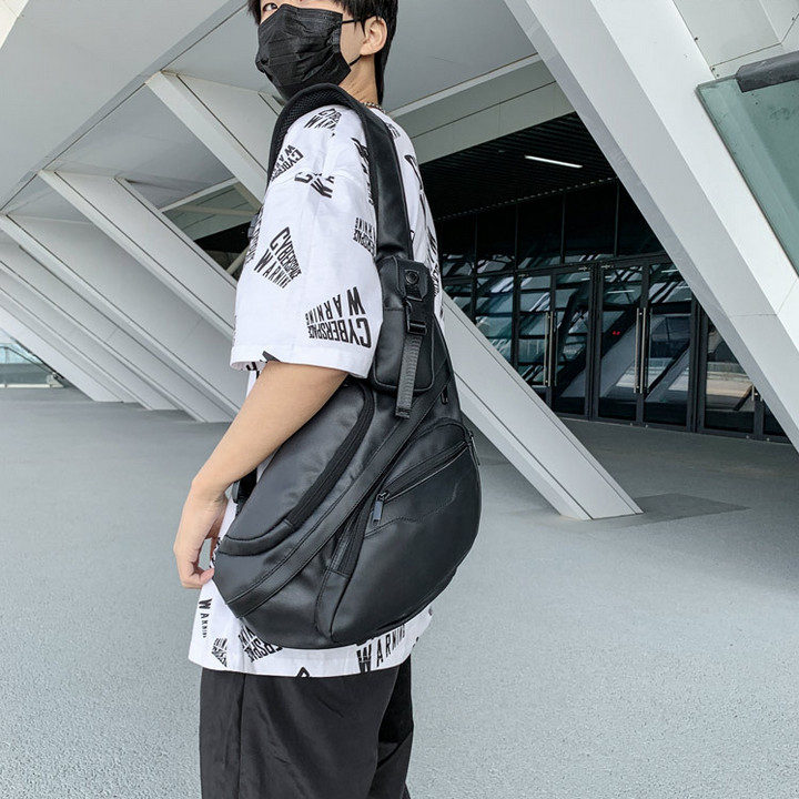 Túi đeo chéo thời trang nam CyberMan - Home and Garden