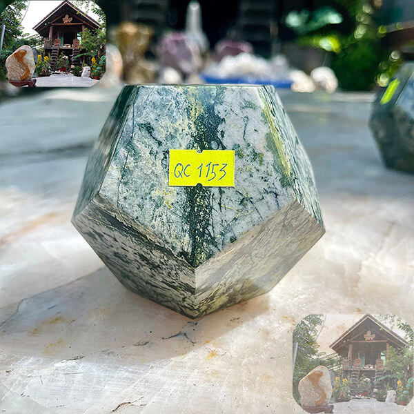 Bạn đã biết về đá canxedon 12 mặt chưa? NHA SAN - QC1153 – 1.2 Kg