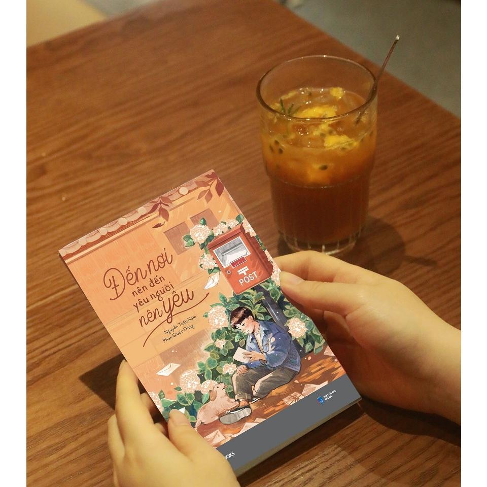 Sách - Đến Nơi Nên Đến, Yêu Người Nên Yêu - AZ Việt Nam