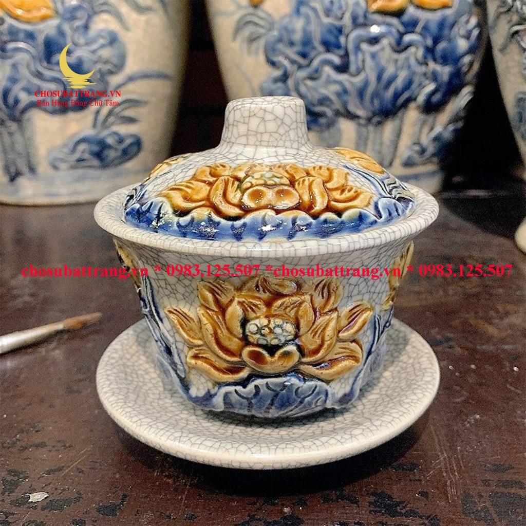 Bát sâm rạn đắp nổi
