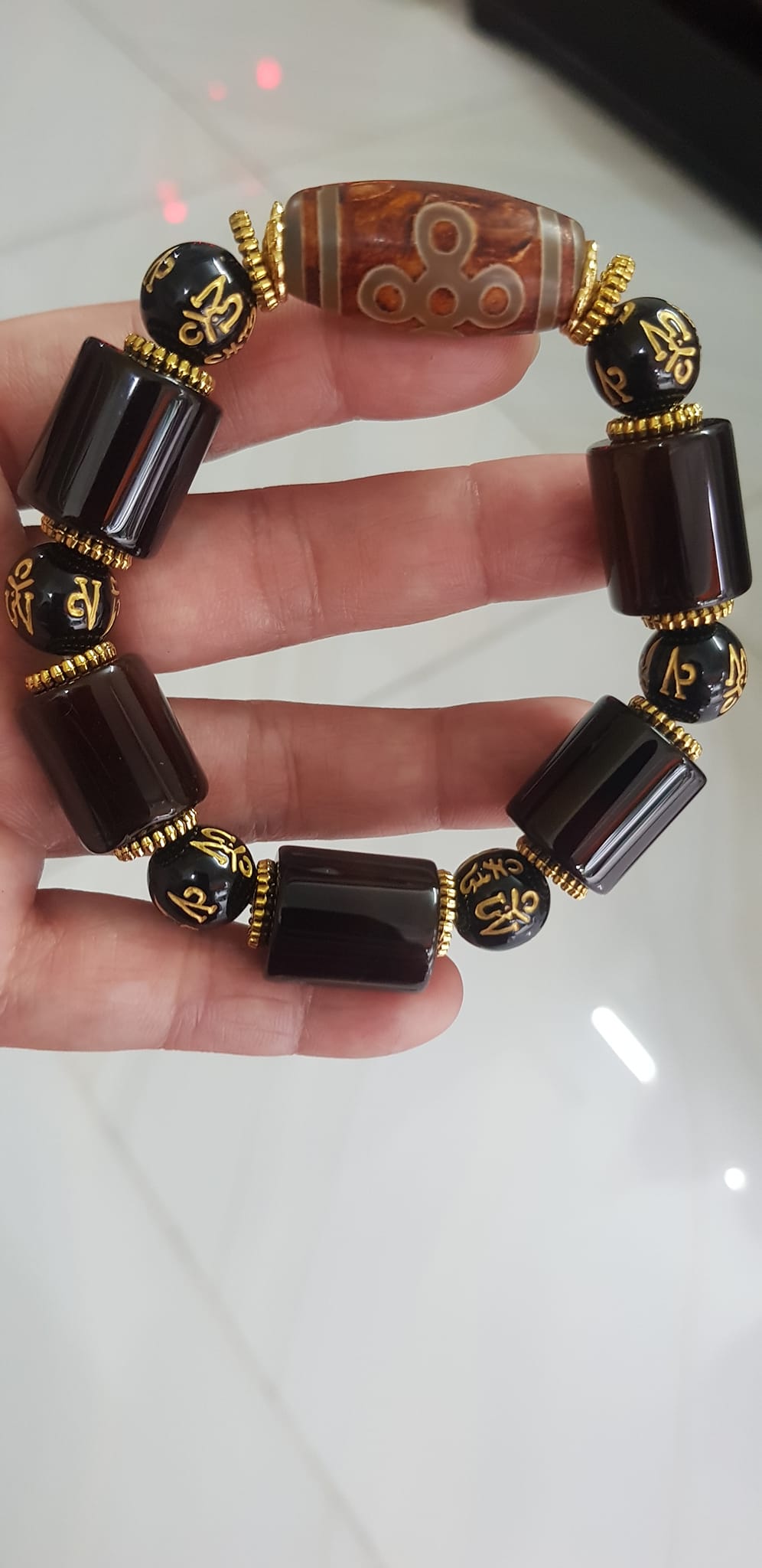 Vòng tay nam mã não nâu mix tây tạng kiểu hạt ống vuông tròn Size vòng 15mm đẹp ạ Ý nghĩa mang năng lượng tích cực may mắn cát tường cho gia chủ ạ