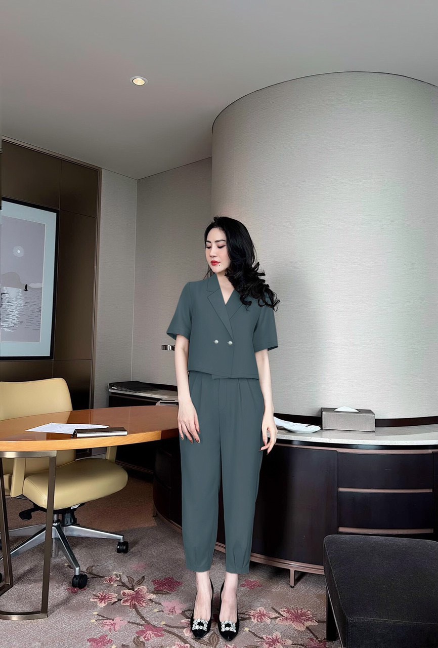 Sét nguyên bộ quần baggy xếp ly lưng thun áo vest croptop xinh xắn
