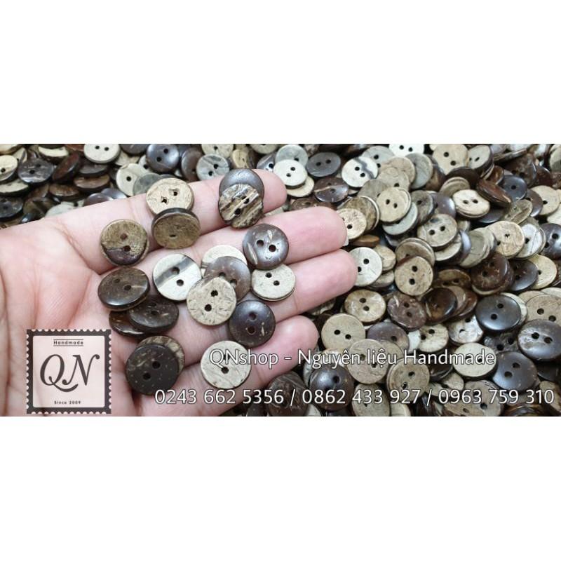 15 - 20 cúc áo gỗ hình hoa, tim, tròn...