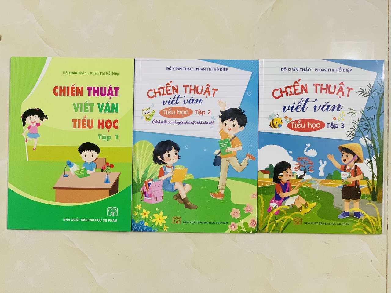 Sách - Combo 4 cuốn Chiến thuật Viết Văn Tiểu Học Mỗi Bài Đọc Hiểu Học Nhiều Điều Hay