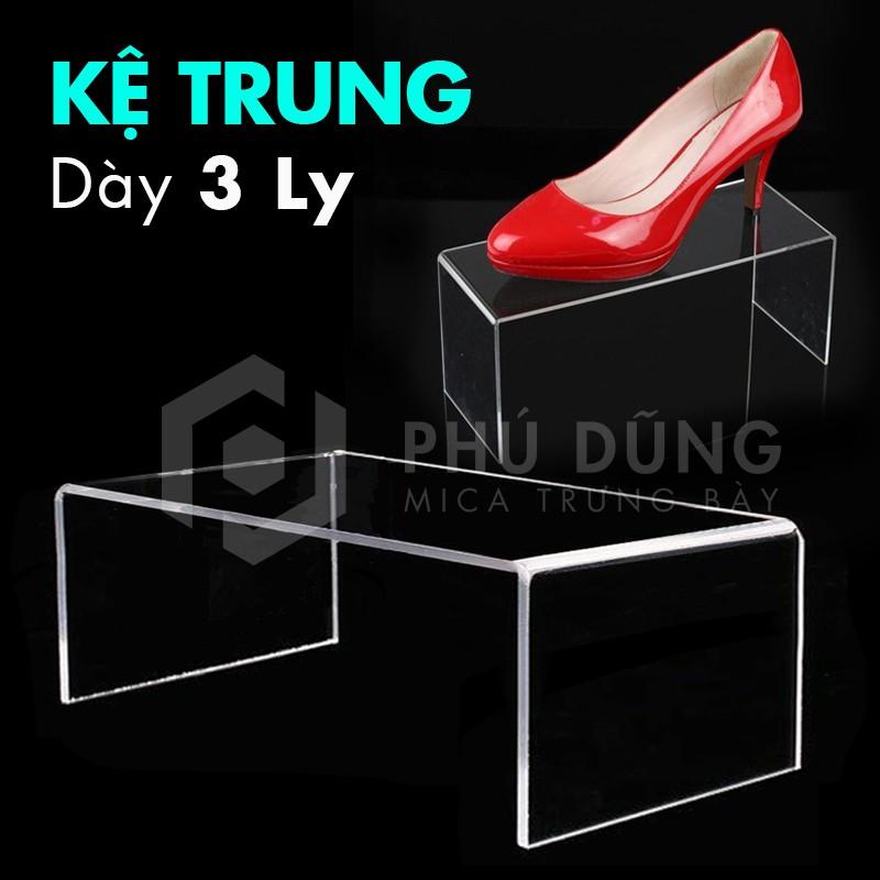 Kệ Mica CỠ TRUNG CHỮ U TRONG SUỐT Trưng Bày Bóp Ví , Giầy &amp; Phụ Kiện- Dày 3 ly