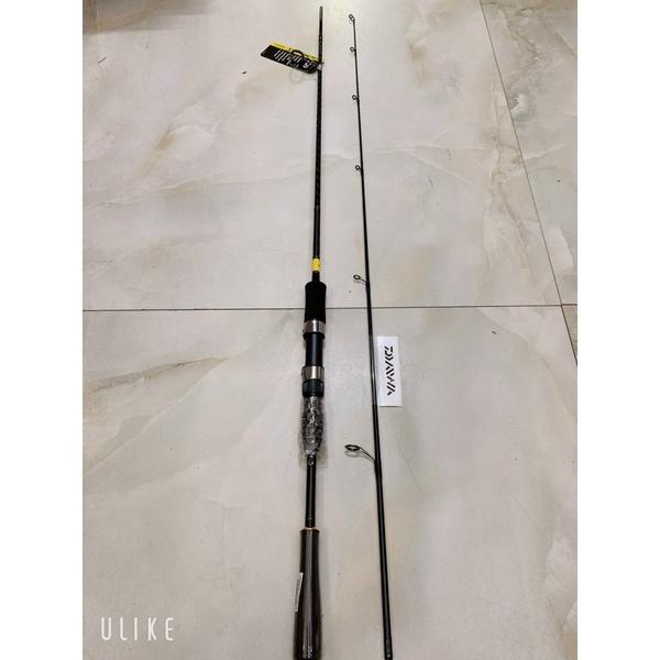 cần câu lure DAIWA dài 2m1 có cả ngang và đứng cần cực khoẻ y hình