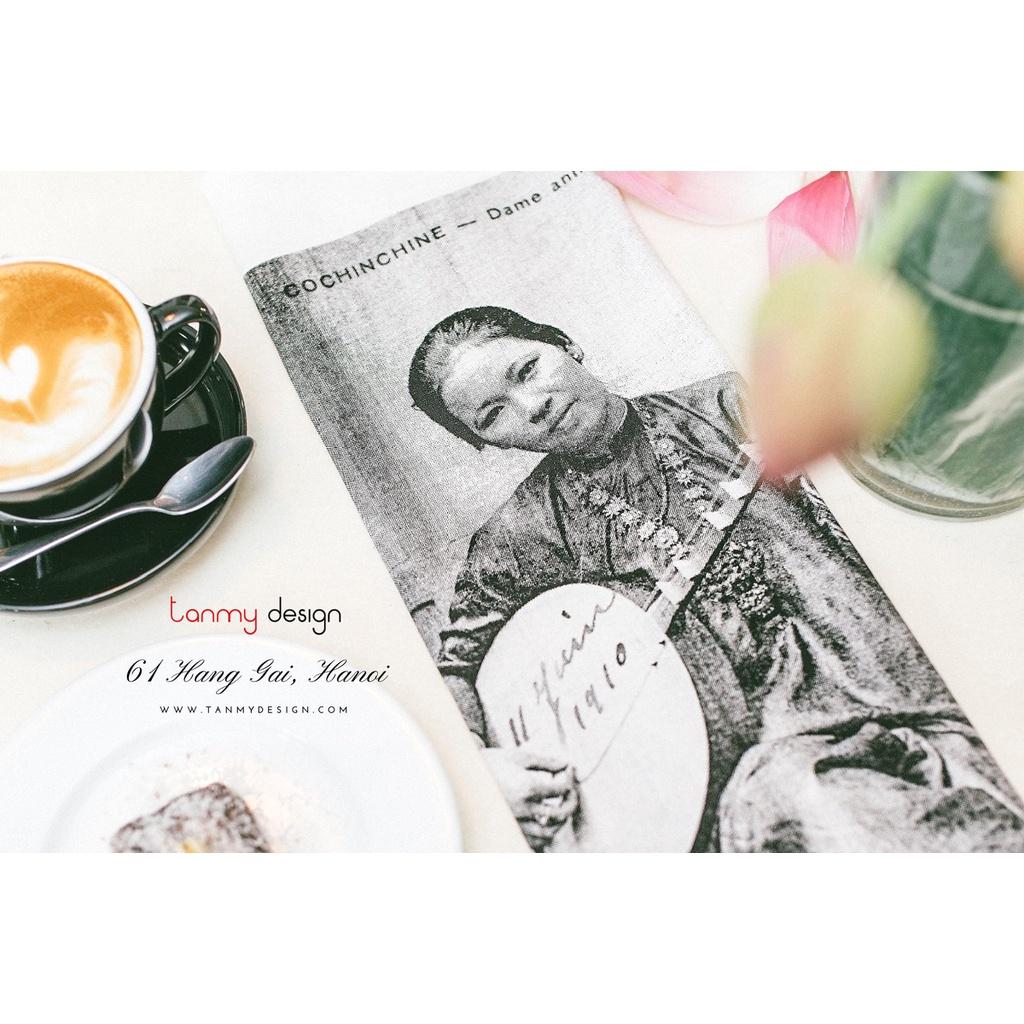 Khăn lau tay nhà bếp in hình Indochine đen trắng-Tân Mỹ Design shop.