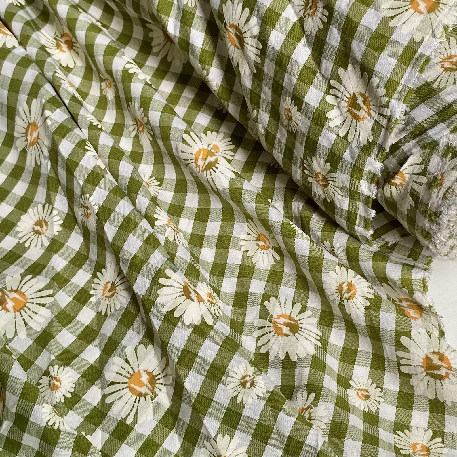 Vải Thô Cotton Pha Xanh Lớn Hoa Cúc Sơn Khổ 1m46 - Không Co Giãn - May Đầm, Áo Kiểu, Đồ Bộ, Đồ Trẻ Em