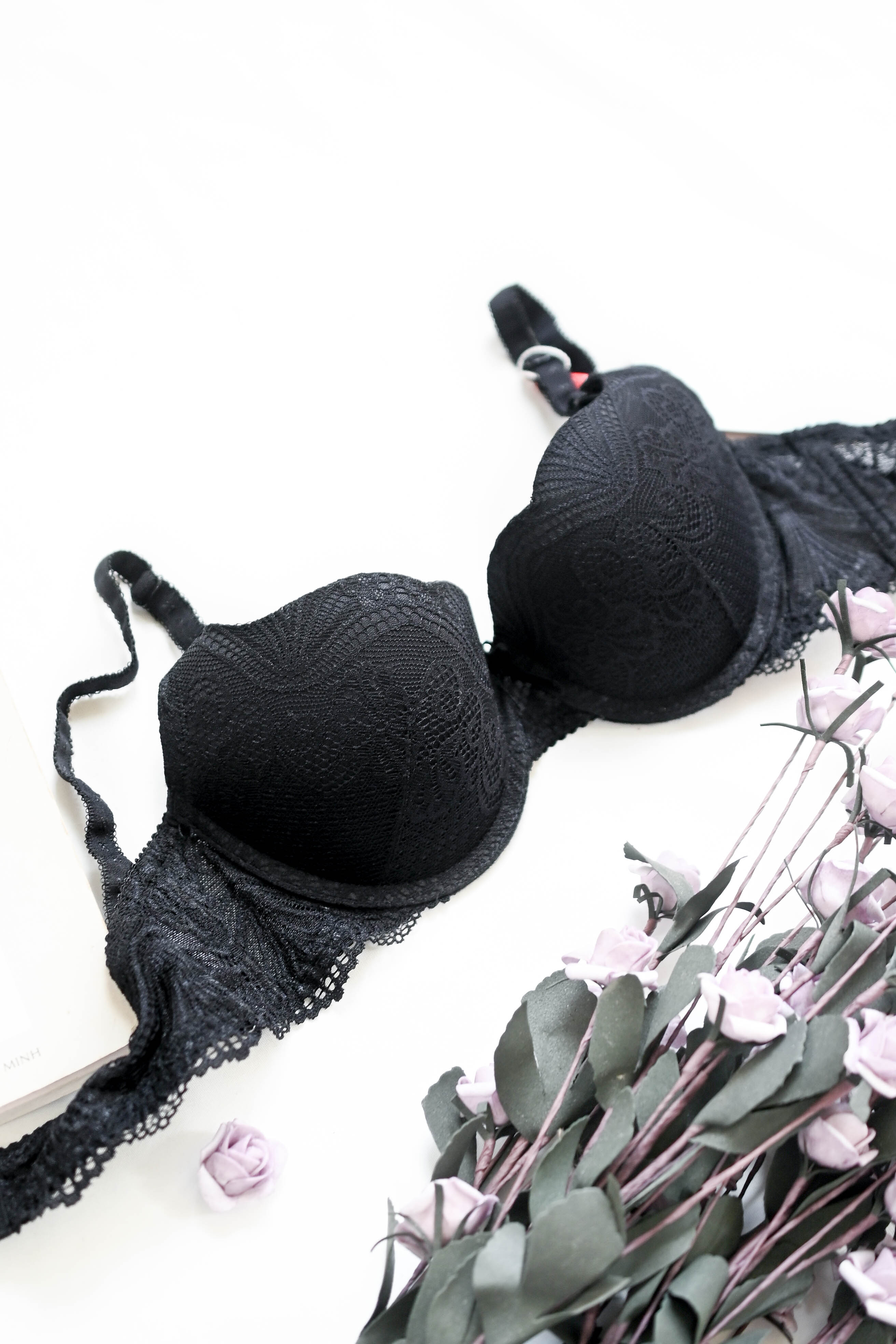 Áo ngực Lotus LB 404 mút mỏng có gọng