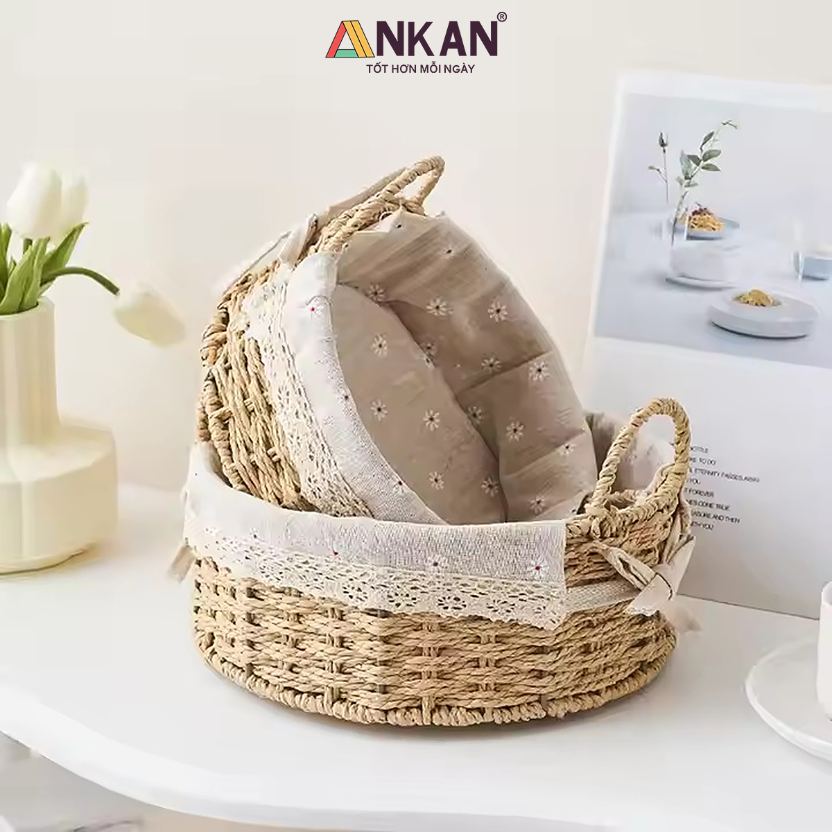 Giỏ Picnic Hình Tròn Có Quai – Đan Tay Thủ Công, Lót Vải Hoa Vintage, Giỏ Đựng Đồ Trang Trí Xinh Xắn